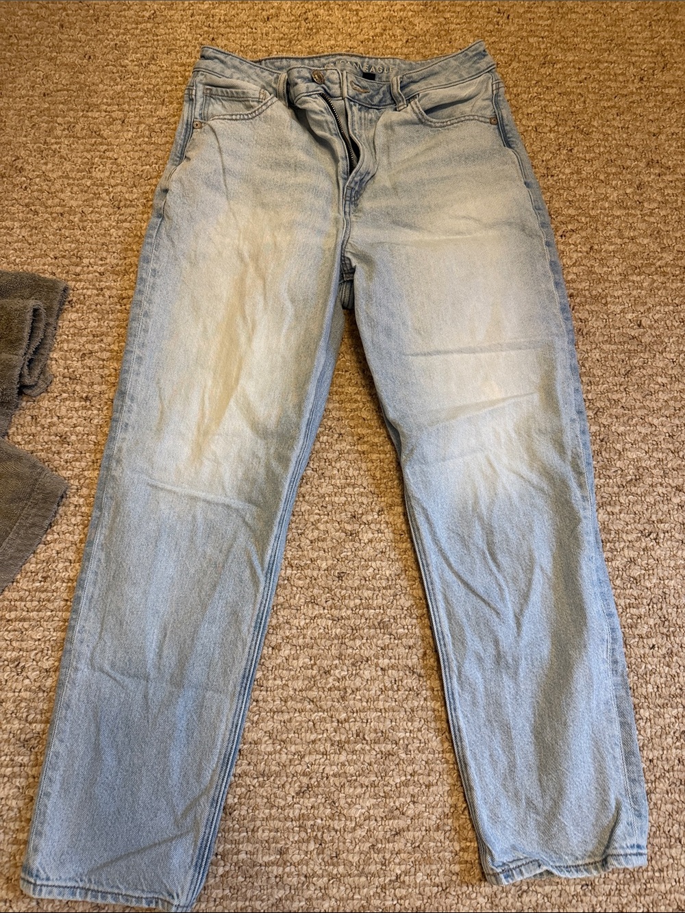 Women’s 8 Short Mom Jeans